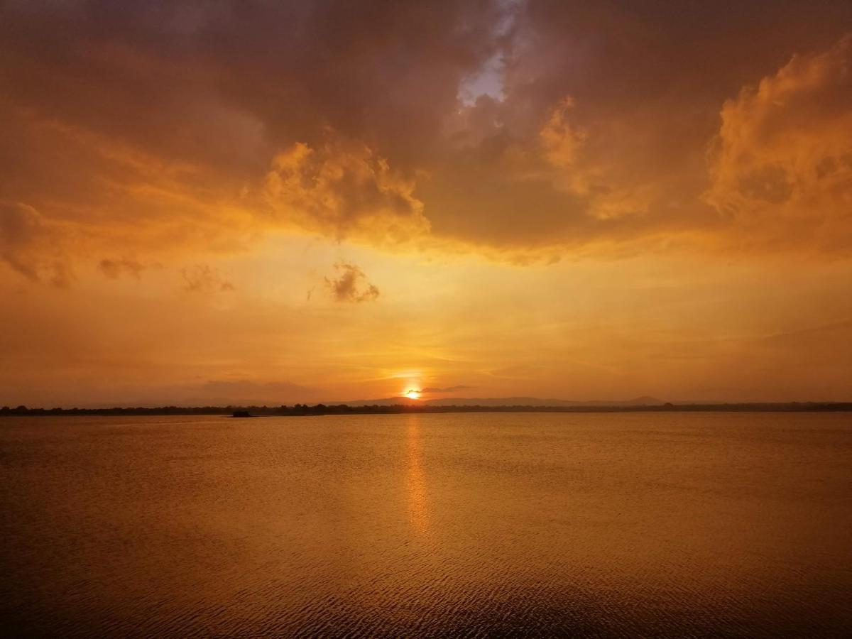 Geethani Tourist Home Polonnaruwa Ngoại thất bức ảnh