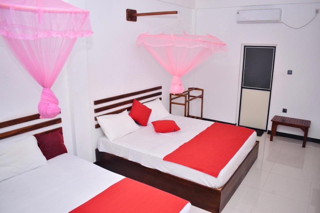 Geethani Tourist Home Polonnaruwa Ngoại thất bức ảnh