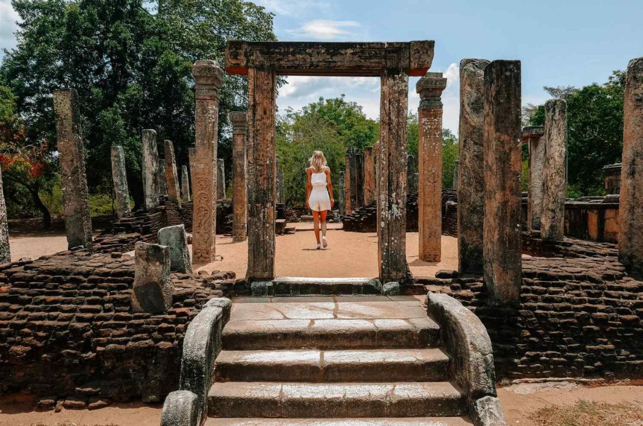 Geethani Tourist Home Polonnaruwa Ngoại thất bức ảnh