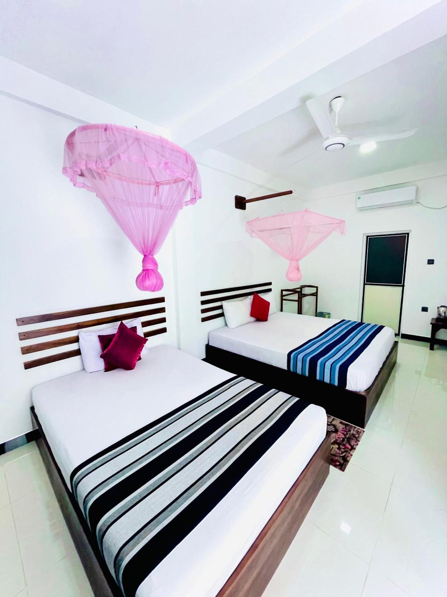 Geethani Tourist Home Polonnaruwa Ngoại thất bức ảnh