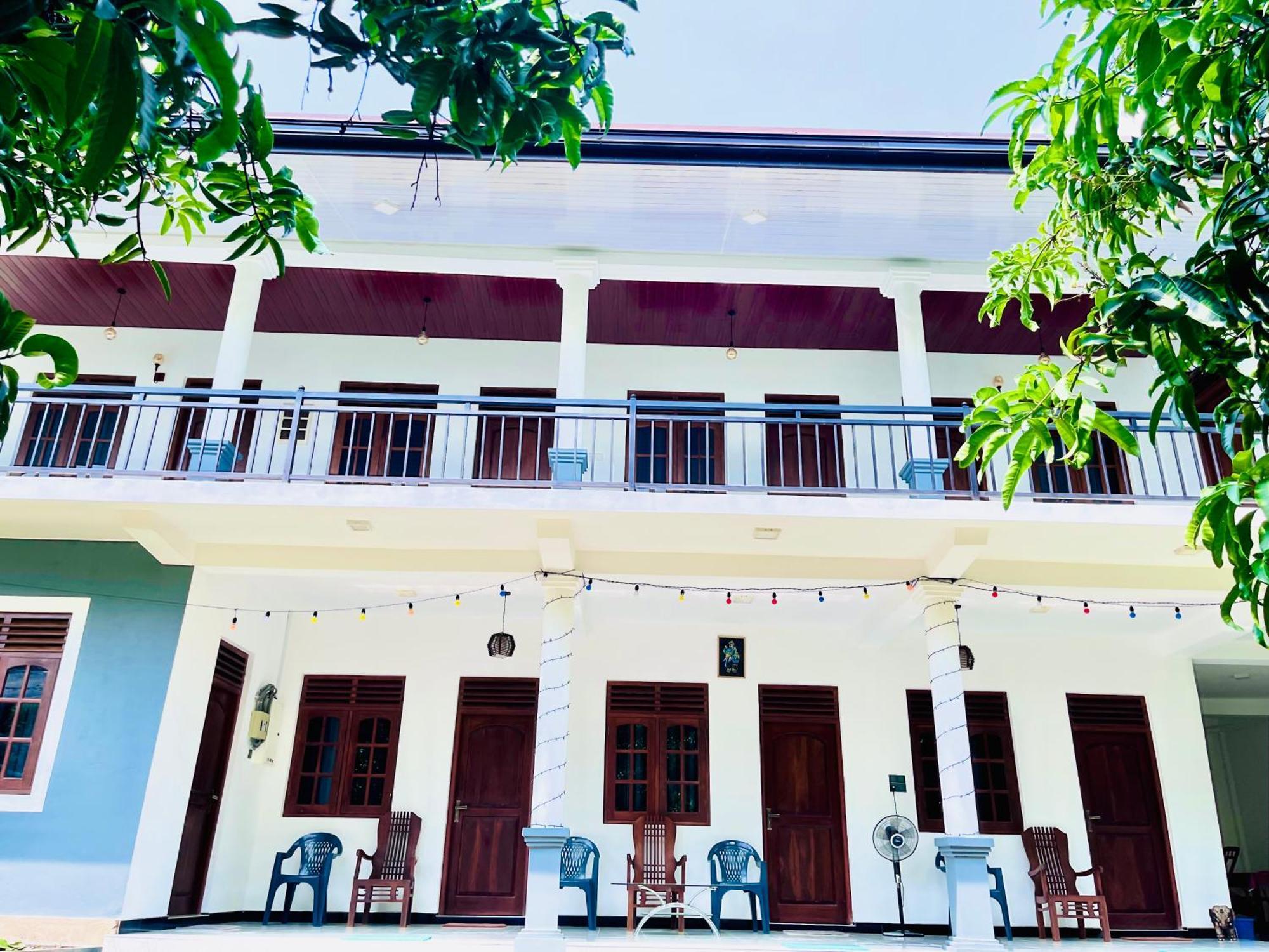 Geethani Tourist Home Polonnaruwa Ngoại thất bức ảnh