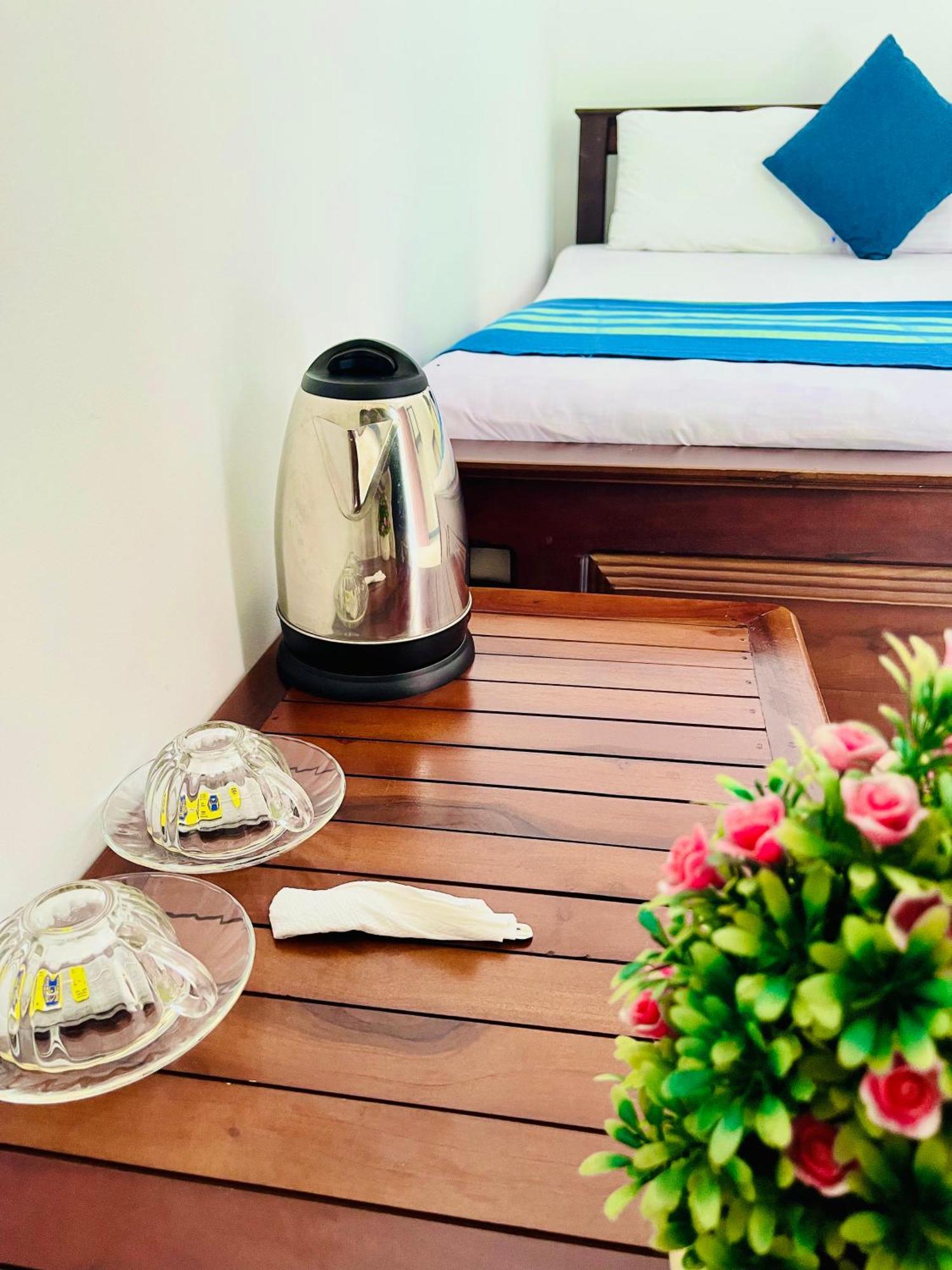 Geethani Tourist Home Polonnaruwa Ngoại thất bức ảnh